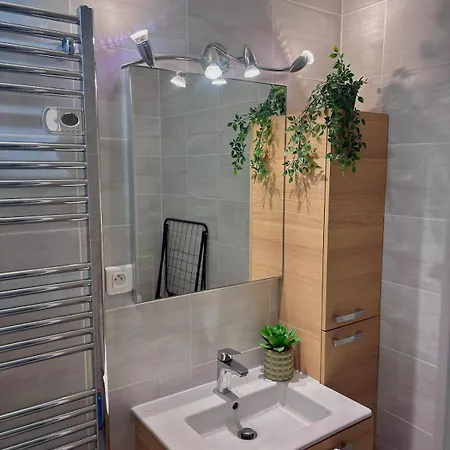 Elegant T2 100m De La Apartment *