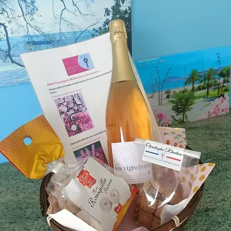 Elegant T2 100m De La *