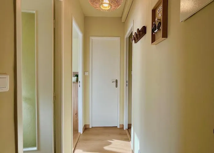 Apartment Elegant T2 100m De La